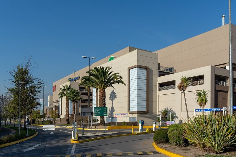 Mall_Florida_Center,_La_Florida,_Santiago_20230812_02